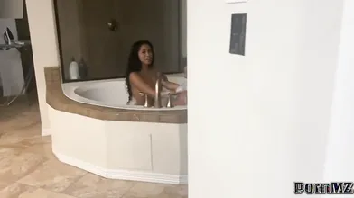 Yasmine Lopez And Her Friend Having Fun In The Bathtub