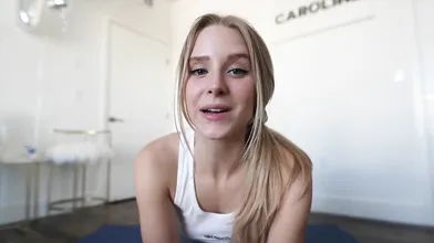 Caroline Zalog Does Squats