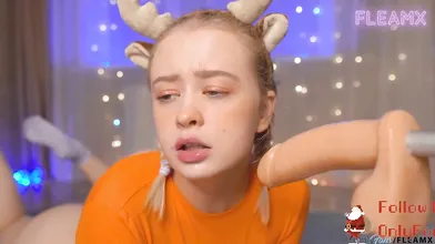 Fleamx Only Likes To Fuck Her Sex Machine
