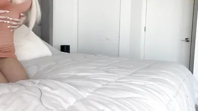 Scarlettkissesxo With Cock And Fingers Inside Her