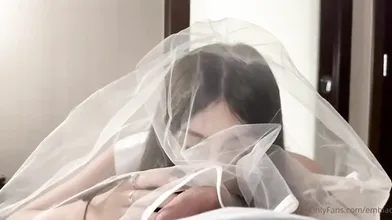 Cum In Mouth With Bridesmaid