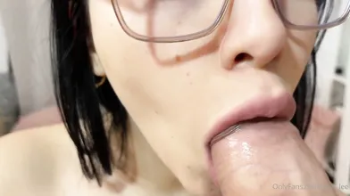 Ruth Lee Closeup Bj