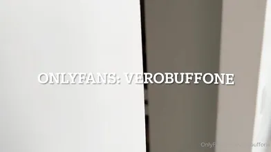Verobuffone Has Sex With Her Best Friend