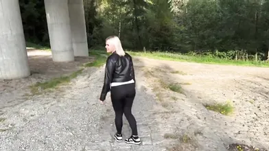 Julia Lauren Fucked Outside