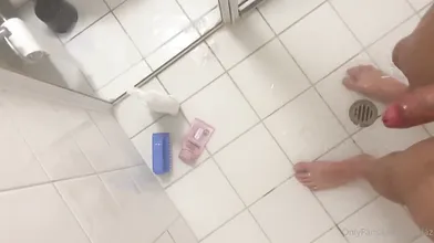 Utahjaz Blowjob In The Shower With Cum In Mouth