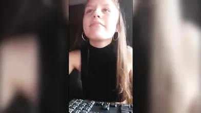 Rusacarabanchel Flaunts Her Bare Pussy