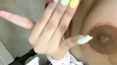 Lildedjanet Masturbates With Her Fingers