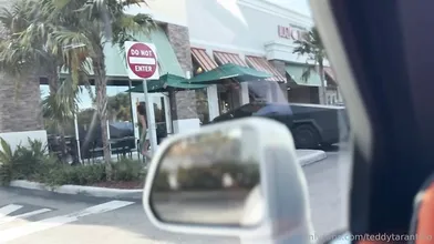 Car Sex With Starbucks Girl SelinaBentz