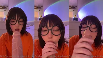 Low Keydeadinside As Velma Sucks On A Dildo
