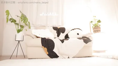 Nana_Taipei Rides A Masked Man's Cock