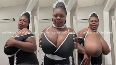 Maid Chocolatbeauty Reveals Her Tits