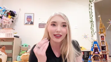 Angelicfukdoll Strips And Spreads Her Holes
