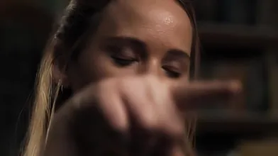 Jennifer Lawrence Couch Kissing Scene