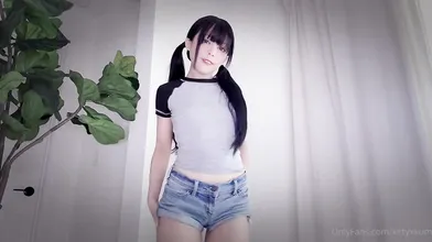 Kitty Kum Rides A Giant Dildo