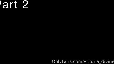 Bent Over Vittoria Divine Has Anal Sex