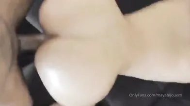 Mayabijouxxx Has Sex In The Sofa