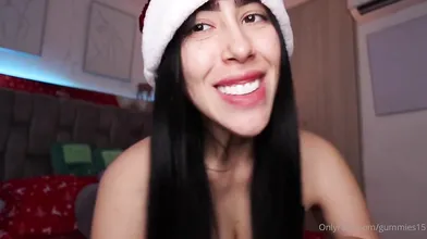 Gummies15 Blows & Sits On A Dildo