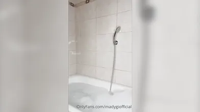 Mady Gio Bathtub Dildo PPV Video Leaked
