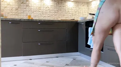 Aven Turinex Cleans The Kitchen Naked
