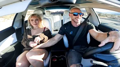 Elle Brooke's Car Sex Tape With Johnny Sins