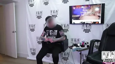 Jewelz Blu Blows Tattooist For Payment