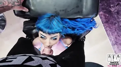 Jewelz Blu Blows Tattooist For Payment