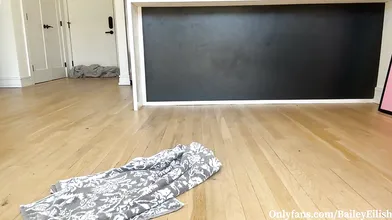 BaileyEilish Masturbates With Her Dildo