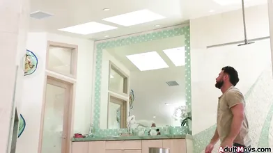 Jewel Diamant's Wet Sex Session In The Shower