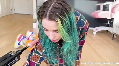 BaileyEilish Gets Rammed By A Fuck Machine