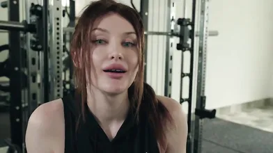 Amber Hallibell Masturbates After A Workout