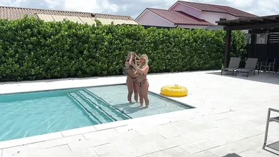 Kali Roses & Aliroseroe Gets Pounded By Jmac's BWC