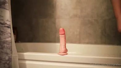 Lexichanelxo Puts Dildo Between Her Titties