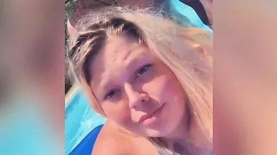 Tabbyvonxxx Gets Banged On The Pool