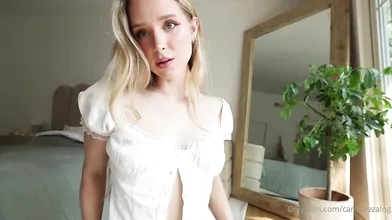 Caroline Zalog Shows Off Ass In Tights Showcase