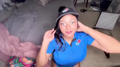 Raiblunt Gives A BJ To Pipedbypete After A Tip