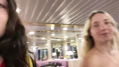 Chloe Chevalier - 2 eme episode Je me fais engueuler par tout le monde