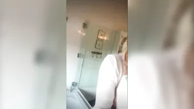 Lindsey Pelas Nude Bathtub Live Video Leaked