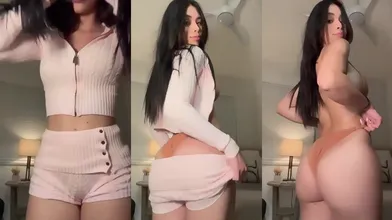 Aishah Sofey Hot Striptease Video Leaked
