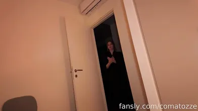 Comatozze Gets Nightcap Creampie Before Bed