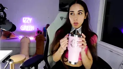 Izzy Green 2025 Livestream Video Leaked