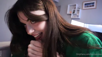 HannahOWO BG Blowjob Cumshot Onlyfans Leak Video