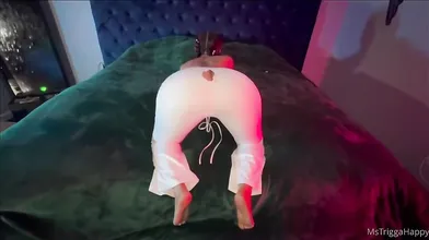 Mstriggahappyy Rips A Hole In Her Pants