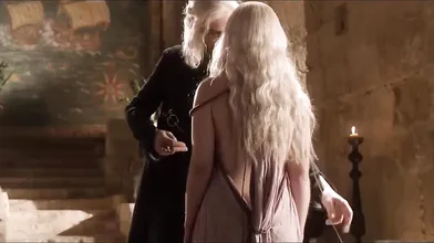 Emilia Clarke Takes A Bath