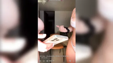 Lioqueen Strips Down With Her Friend