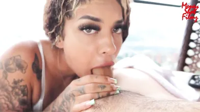 Hannah Marie Gets Pounded Under The Sun