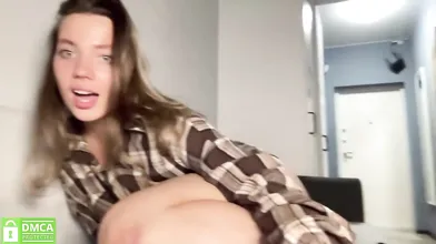 Angel From Sky Spreads Leg Open Wide