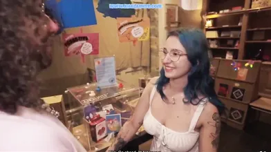 Khalamite - Sextape Baisee par le Gerant du Sex Shop