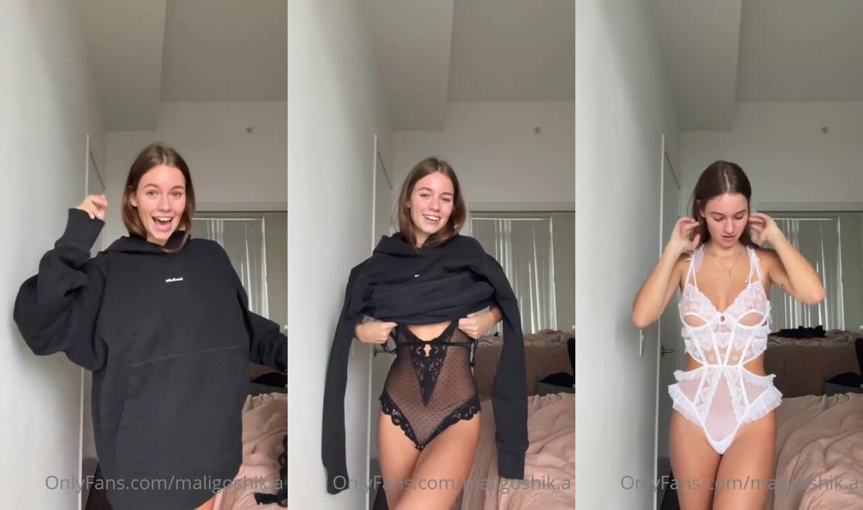 Maligoshik Seksi Bodysuit'lerini Deniyor