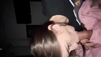Escarlethamair1 Performs An Oral Pleasure
