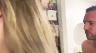 Anita Rover - Sextape Rentre Tard et Baise dans la Cuisine avec son copain